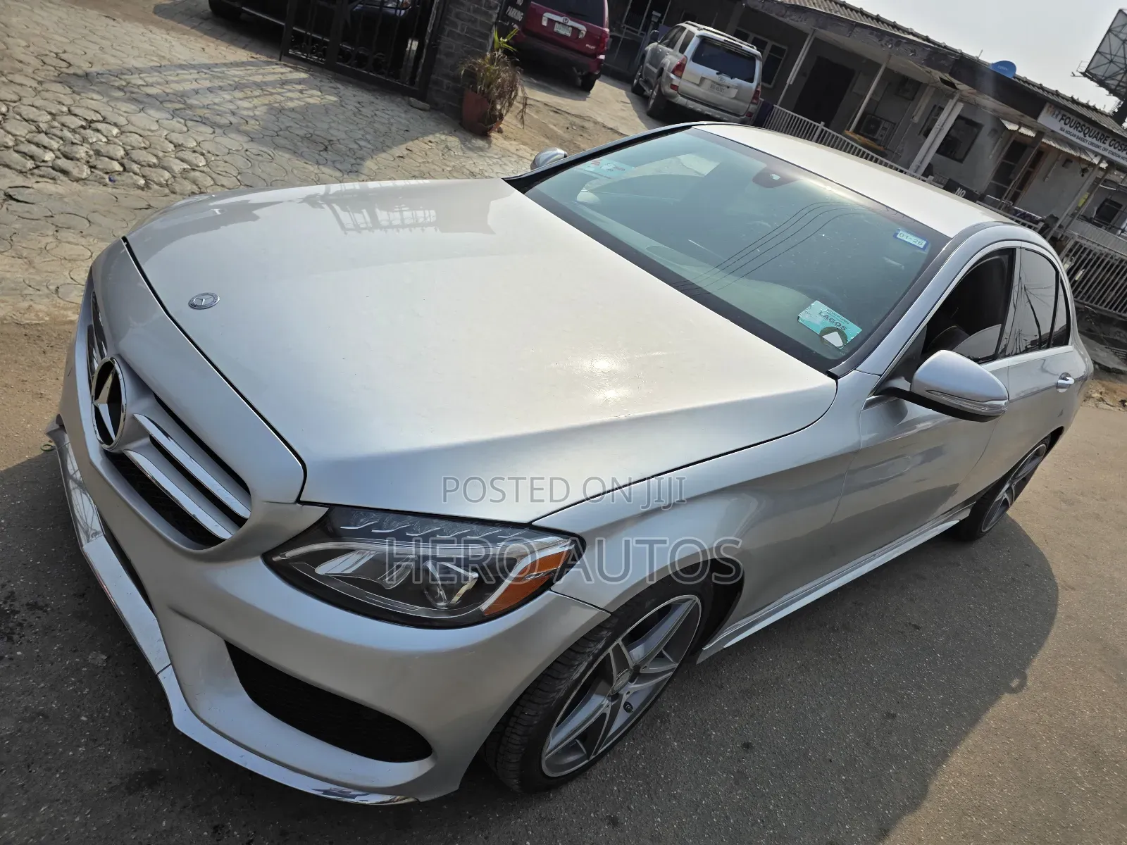 Mercedes-Benz C300 Base AWD 4Matic Sedan (2.0L 4cyl 7A) 2015 Silver