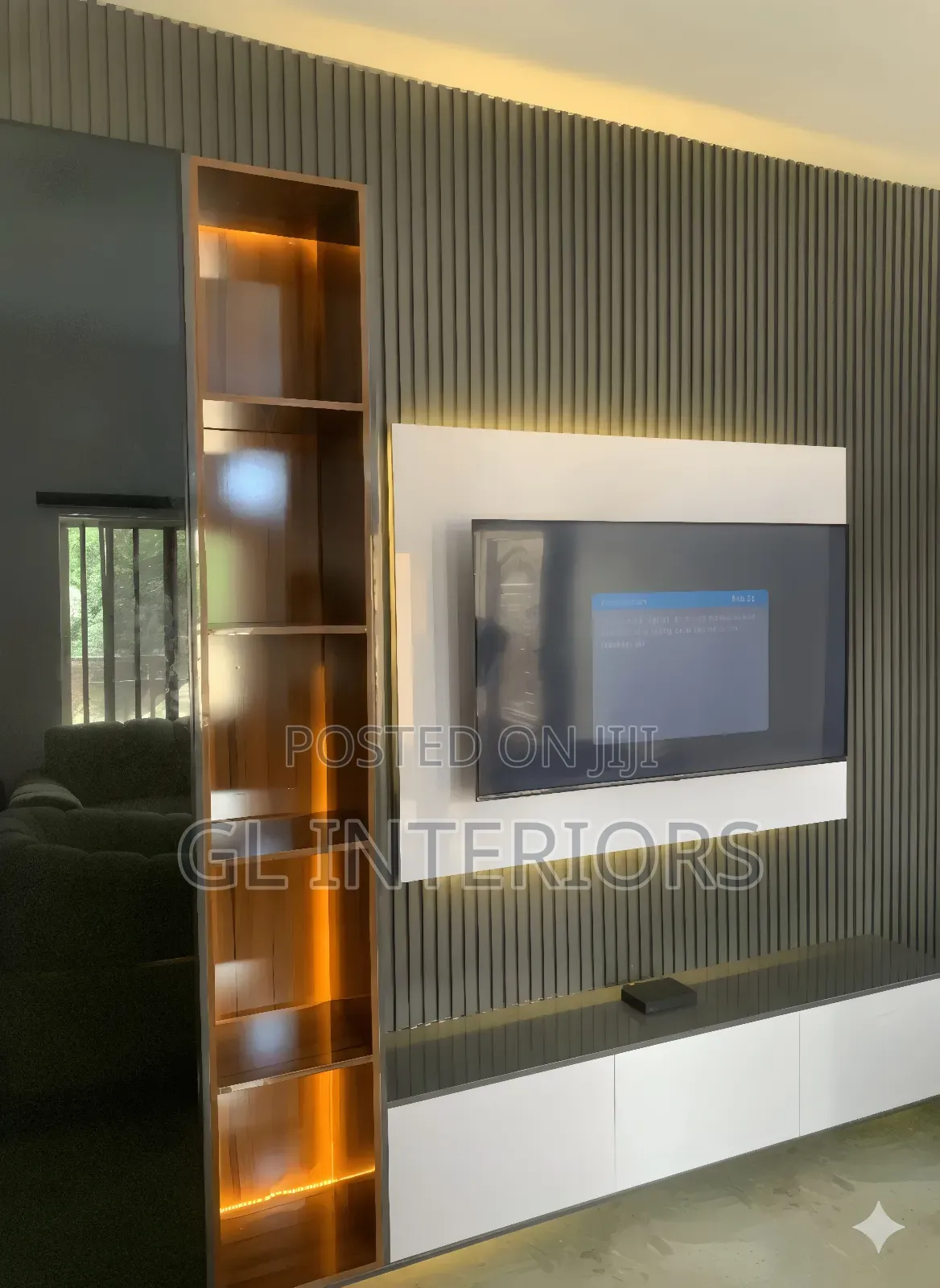 High Gloss HDF Modern Fluted Panel Tv Console