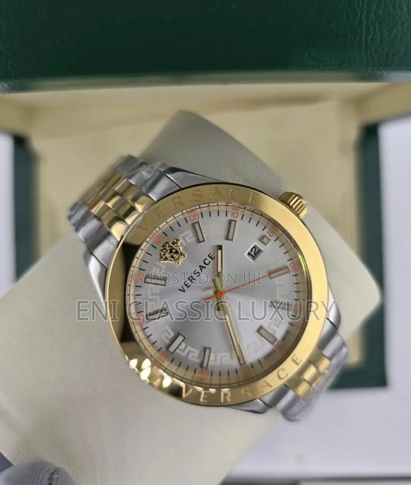 Best Quality Versace Couples Chain Wristwatches Well Banded Package