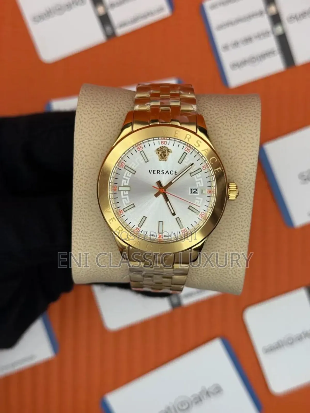 Best Quality Versace Couples Chain Wristwatches Well Banded Package