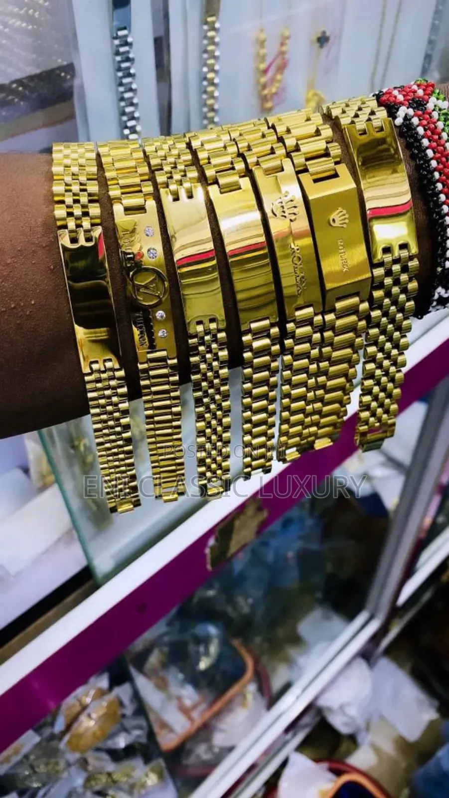 Best Quality Luxury Bracelets Well Banded Package