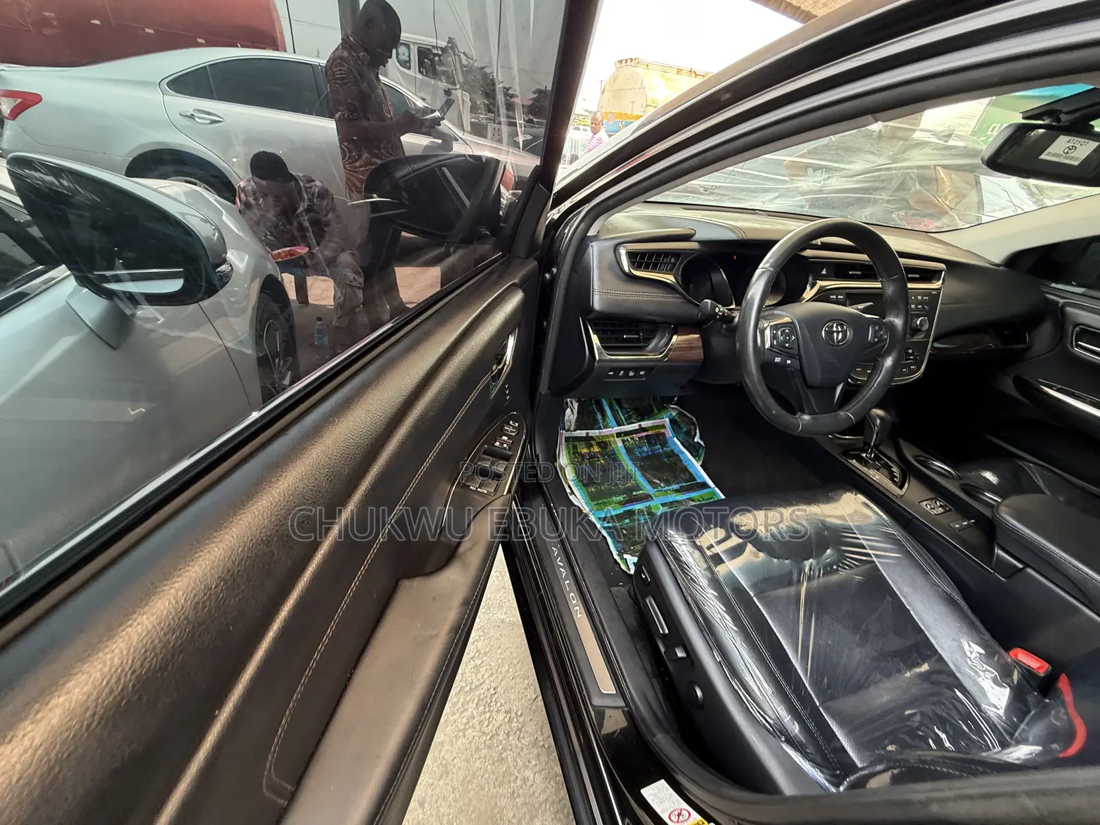 Toyota Avalon Limited 4dr Sedan (3.5L 6cyl 6A) 2014 Black