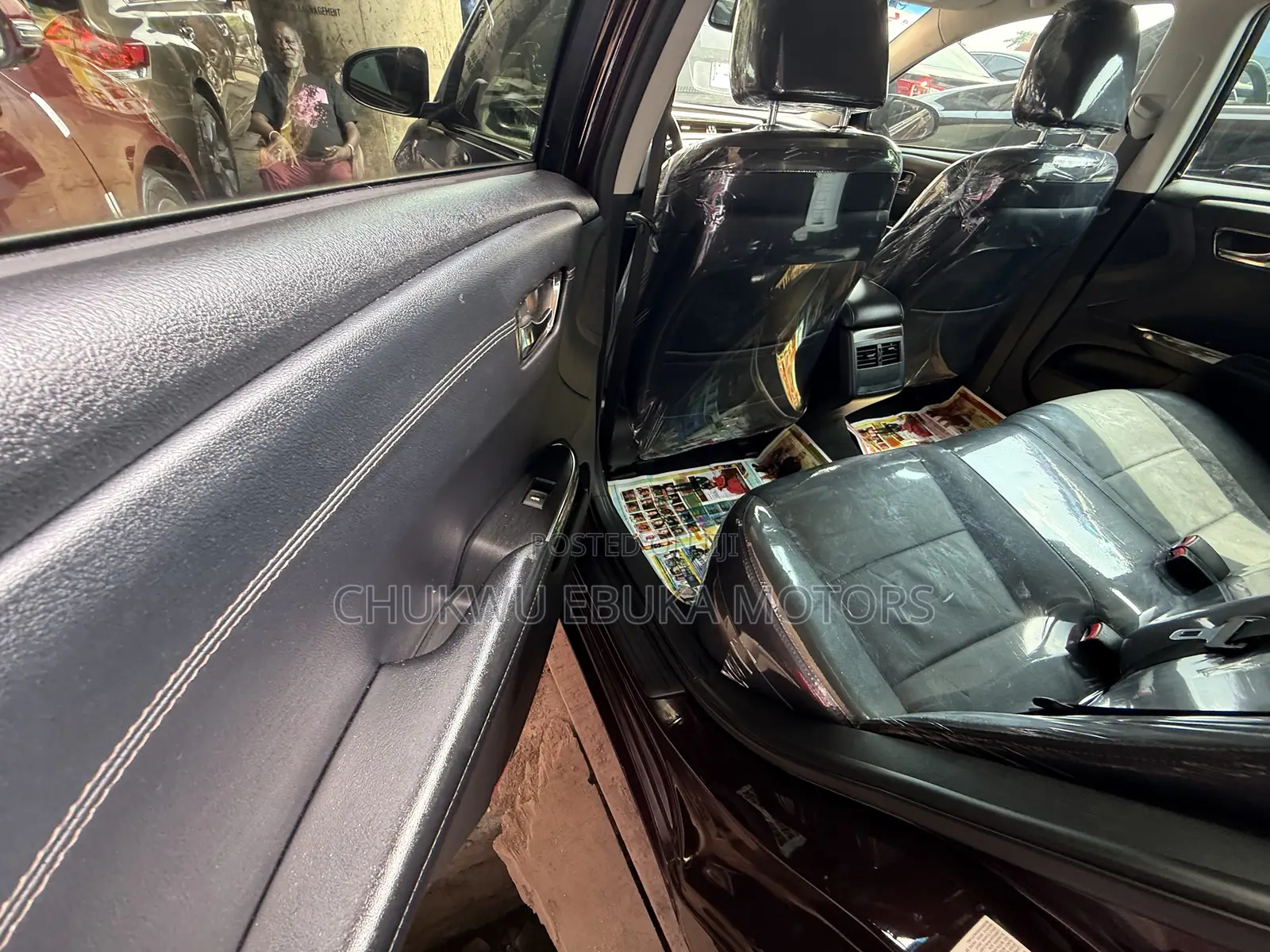 Toyota Avalon XLE Premium Sedan FWD (3.5L 6cyl 6A) 2013 Burgundy