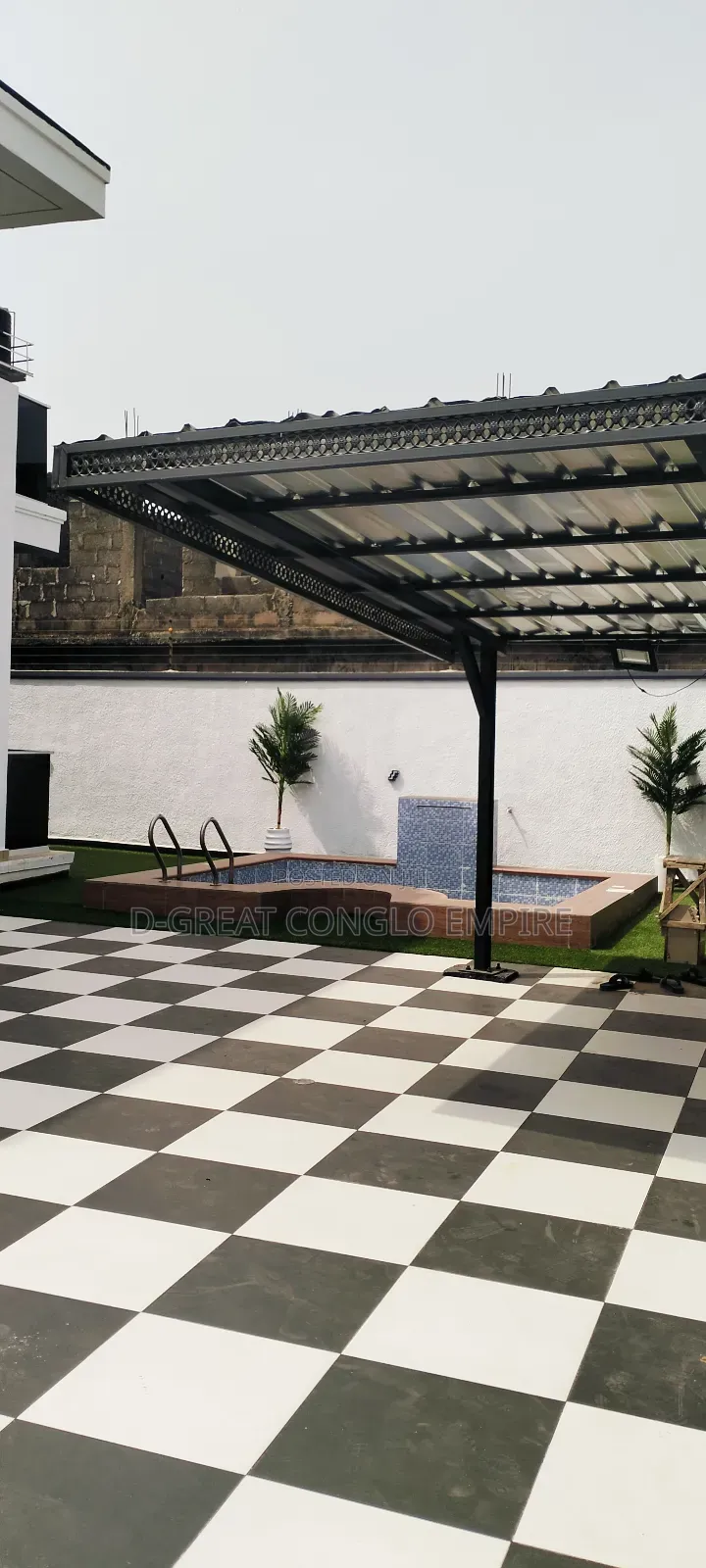5bdrm Duplex in Behind New General, Oshimili South for sale