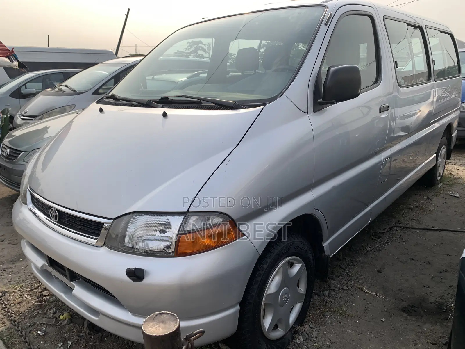 Toyota Grand HiAce 2005 Silver