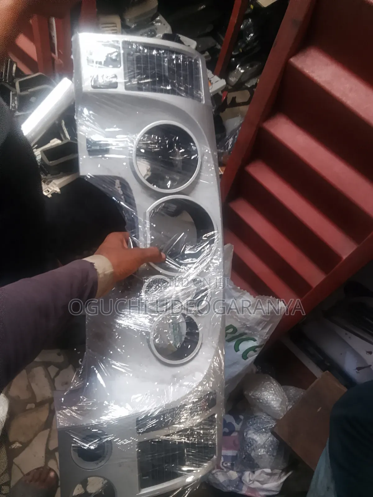Center Vent for Toyota Tundra 2010