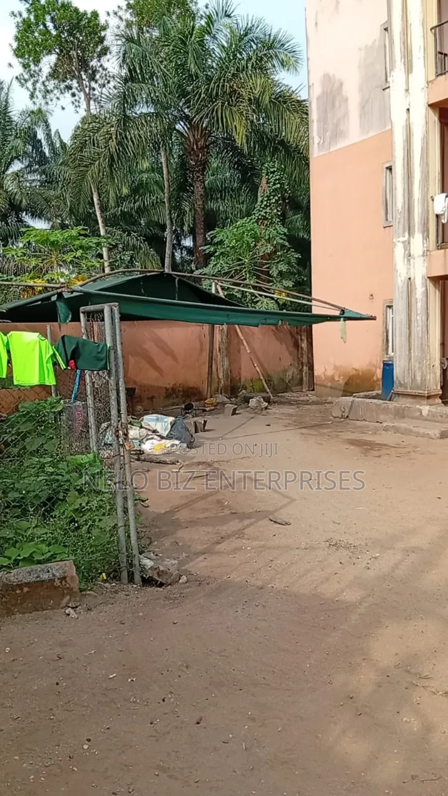 20bdrm Apartment in Owerri for sale