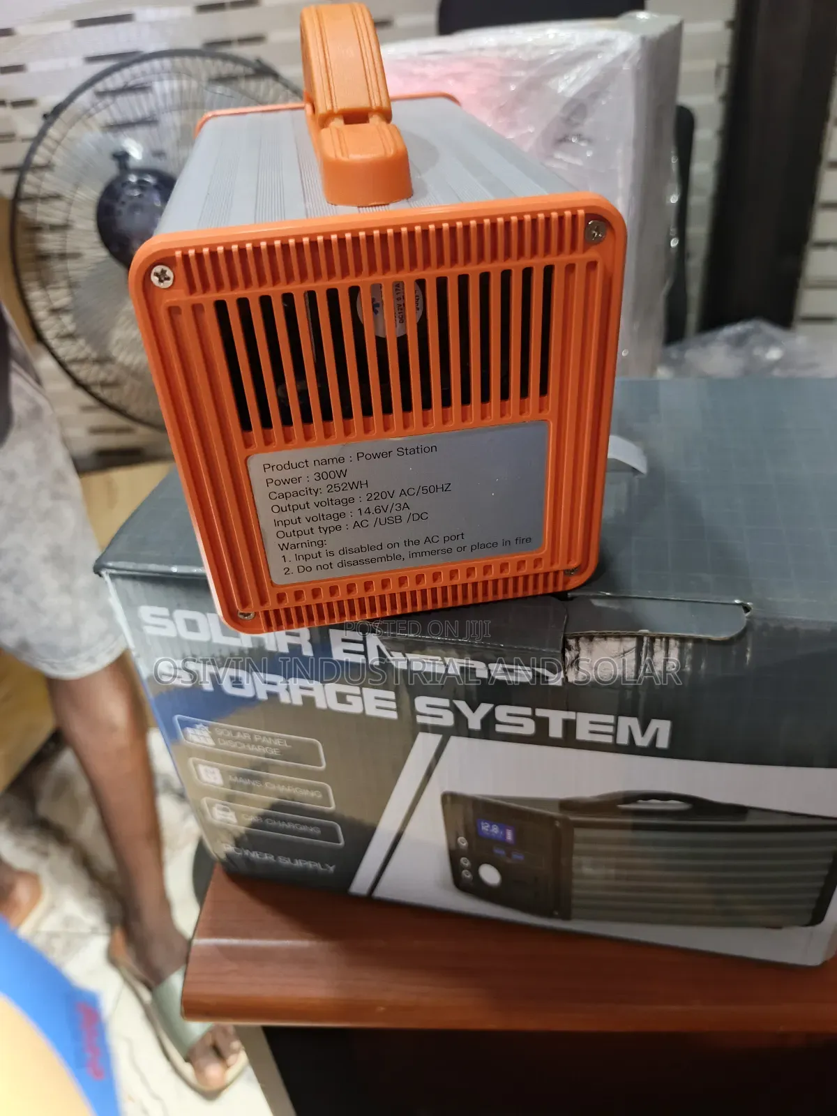 300w All in One Energy Storage With 50w Solar Panel