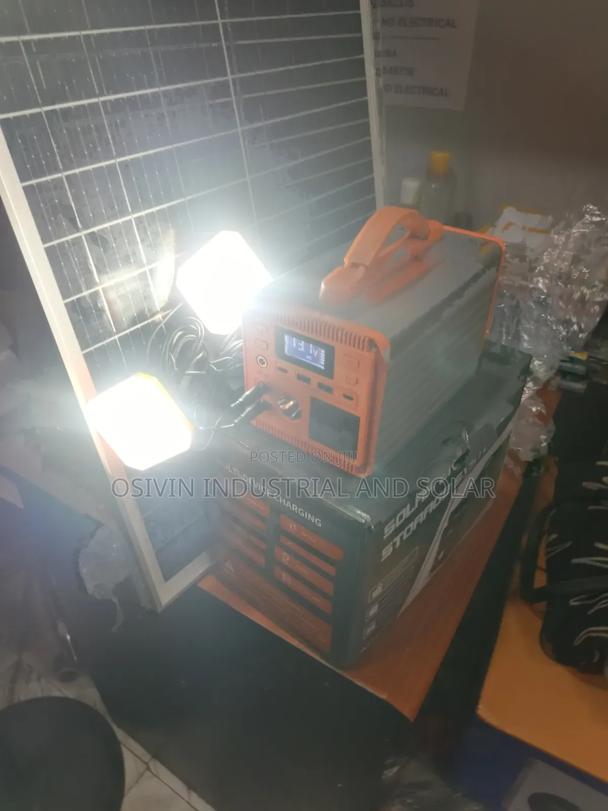 300w All in One Energy Storage With 50w Solar Panel