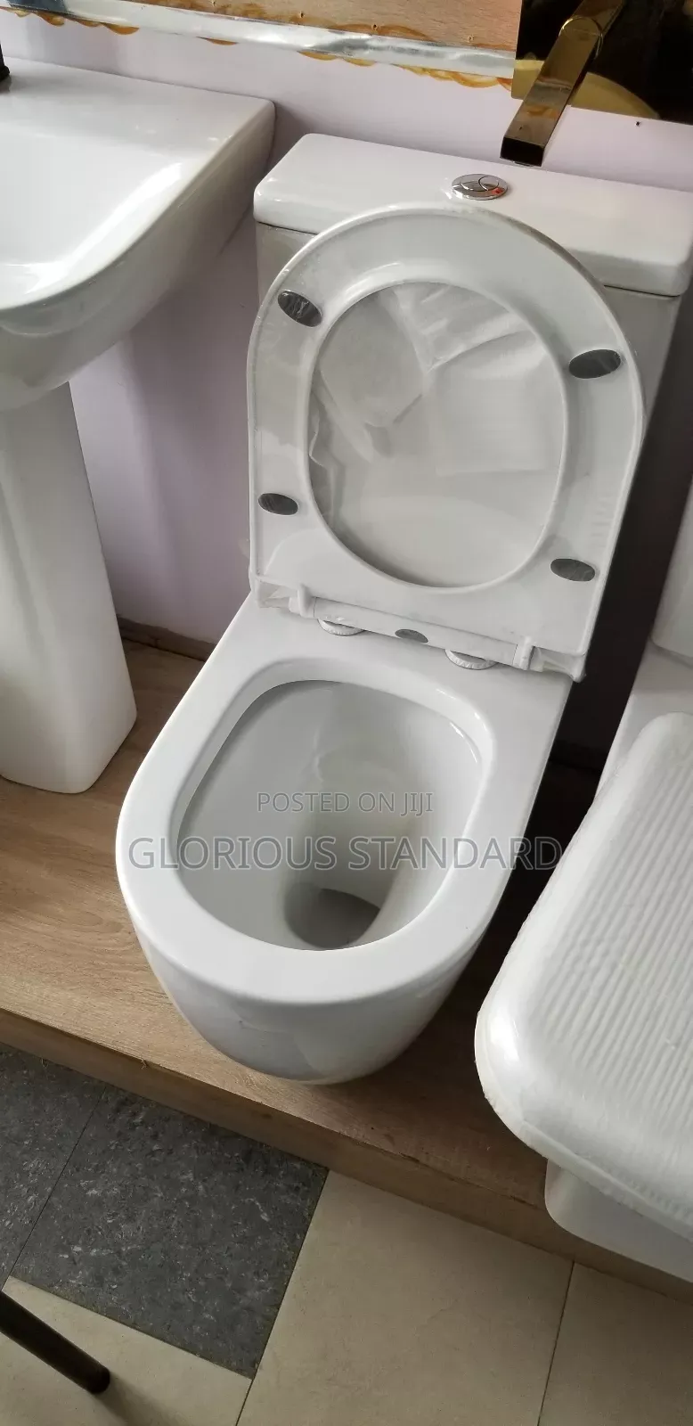 Set of Executive Water Closet