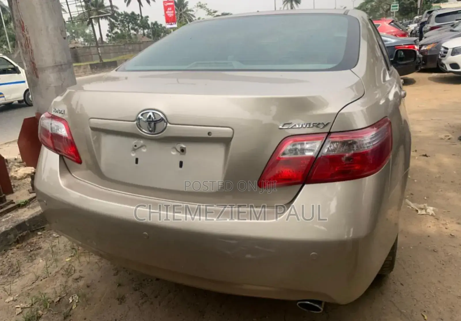 Toyota Camry XLE 4dr Sedan (2.4L 4cyl 5A) 2009 Gold