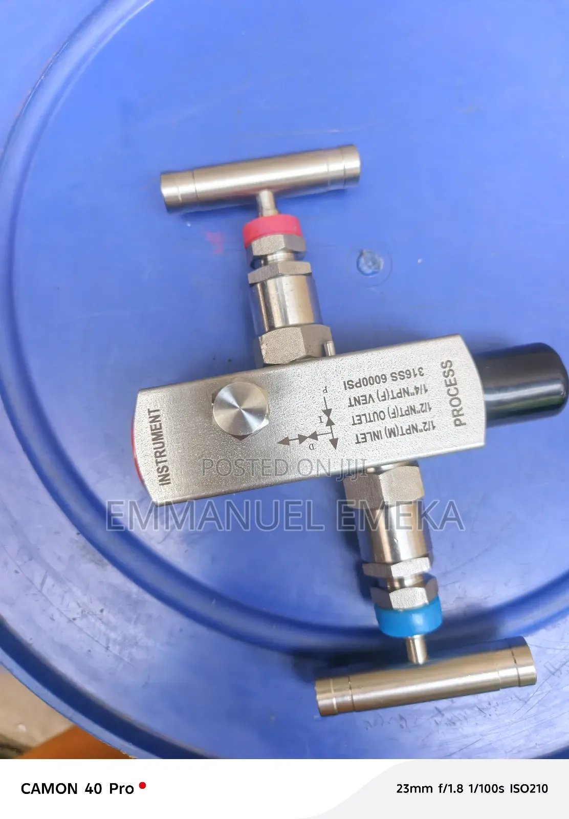 The Stainless Steel Double Block and Bleed Gauge Manifold Valves. 1/2