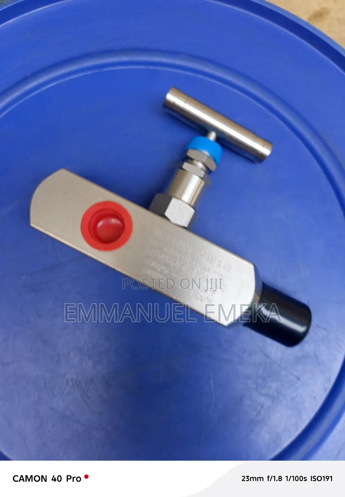 The Stainless Steel Double Block and Bleed Gauge Manifold Valves. 1/2
