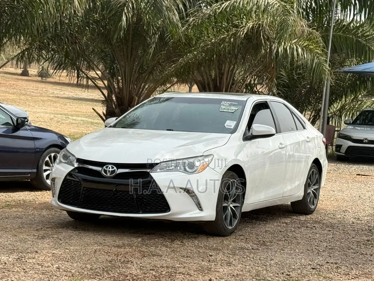 Toyota Camry XSE 4dr Sedan (2.5L 4cyl 6A) 2017 White