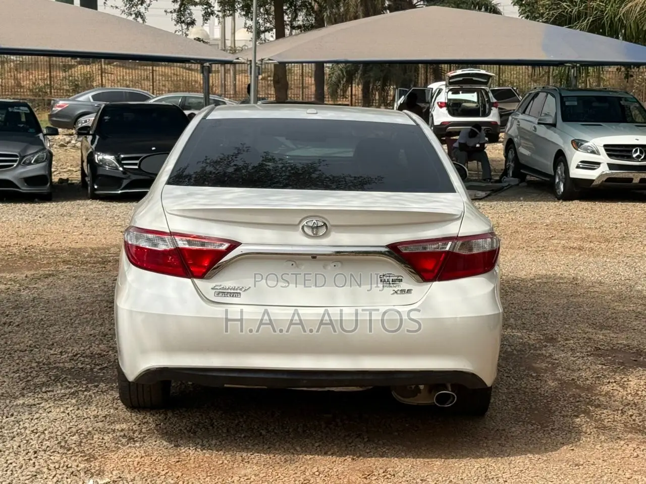 Toyota Camry XSE 4dr Sedan (2.5L 4cyl 6A) 2017 White