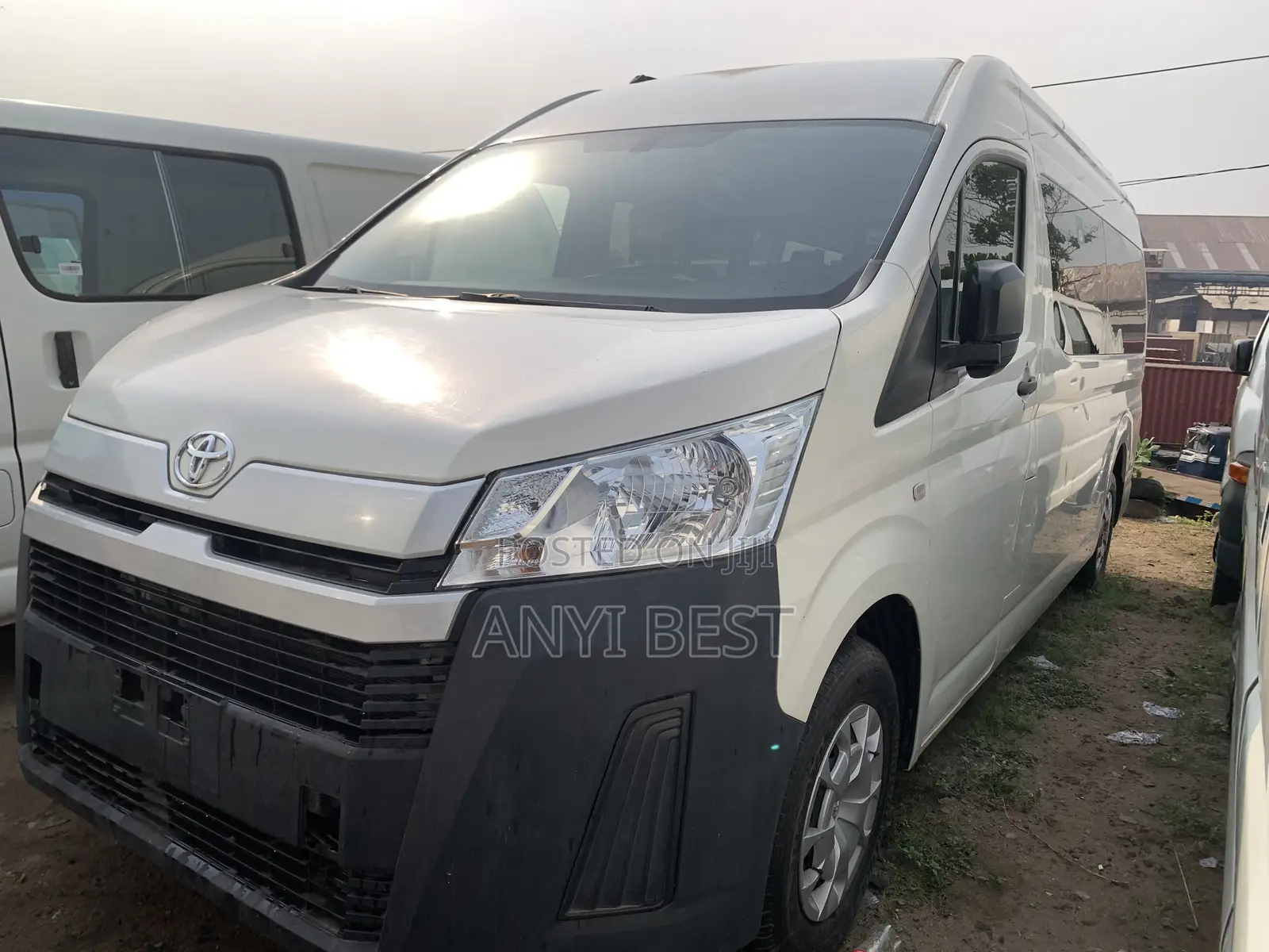 Toyota HiAce 2023 White