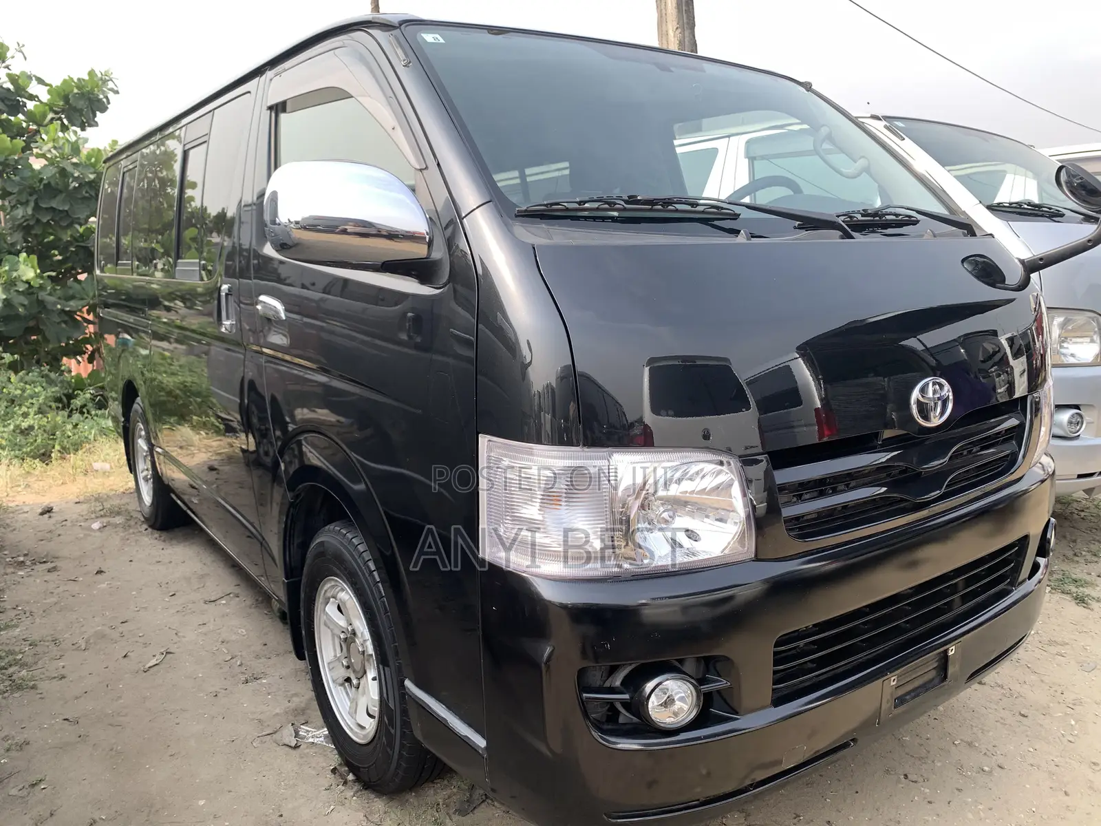 Toyota HiAce 2008 Black