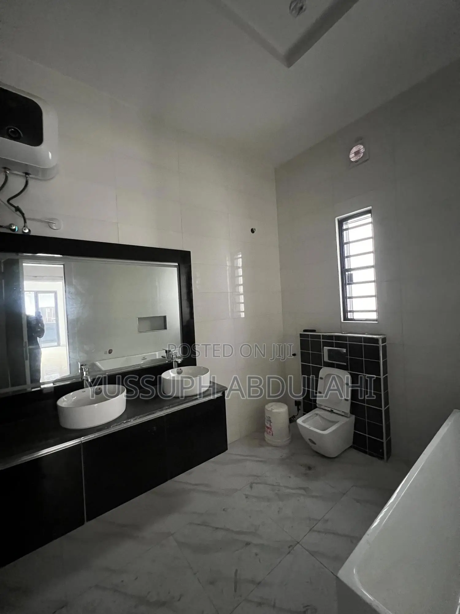 3bdrm Block of Flats in Ikeja Gra for sale