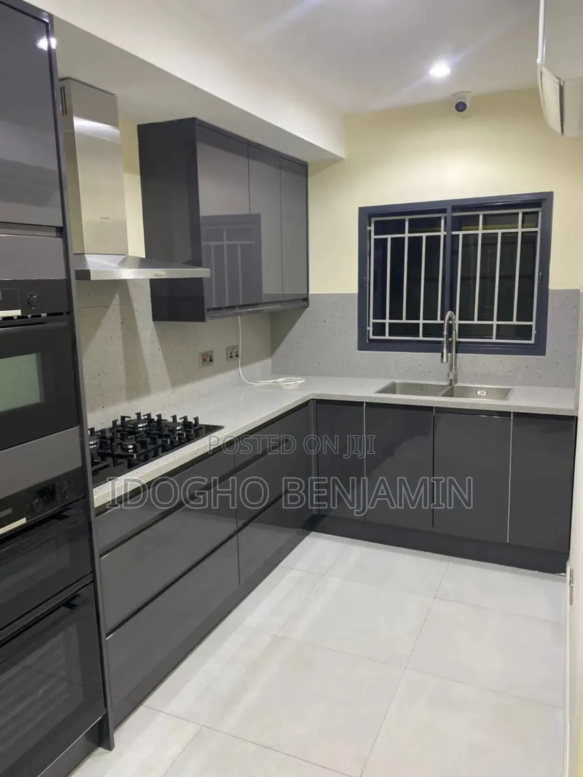 Kitchen Cabinets Made With Hdf High Gloss