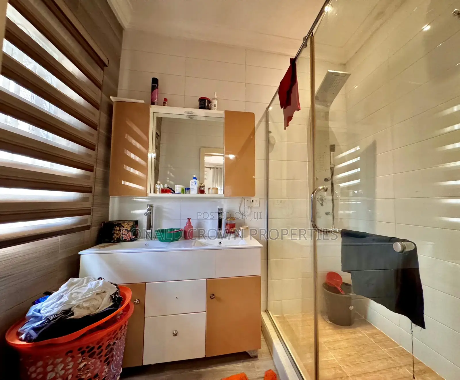 3bdrm Apartment in GRA Phase 1 for sale