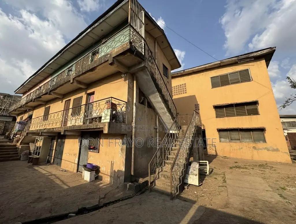 20bdrm Block of Flats in Challenge Road for sale