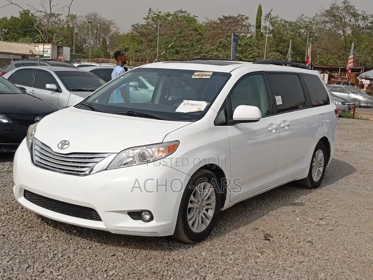 Toyota Sienna 2012 White