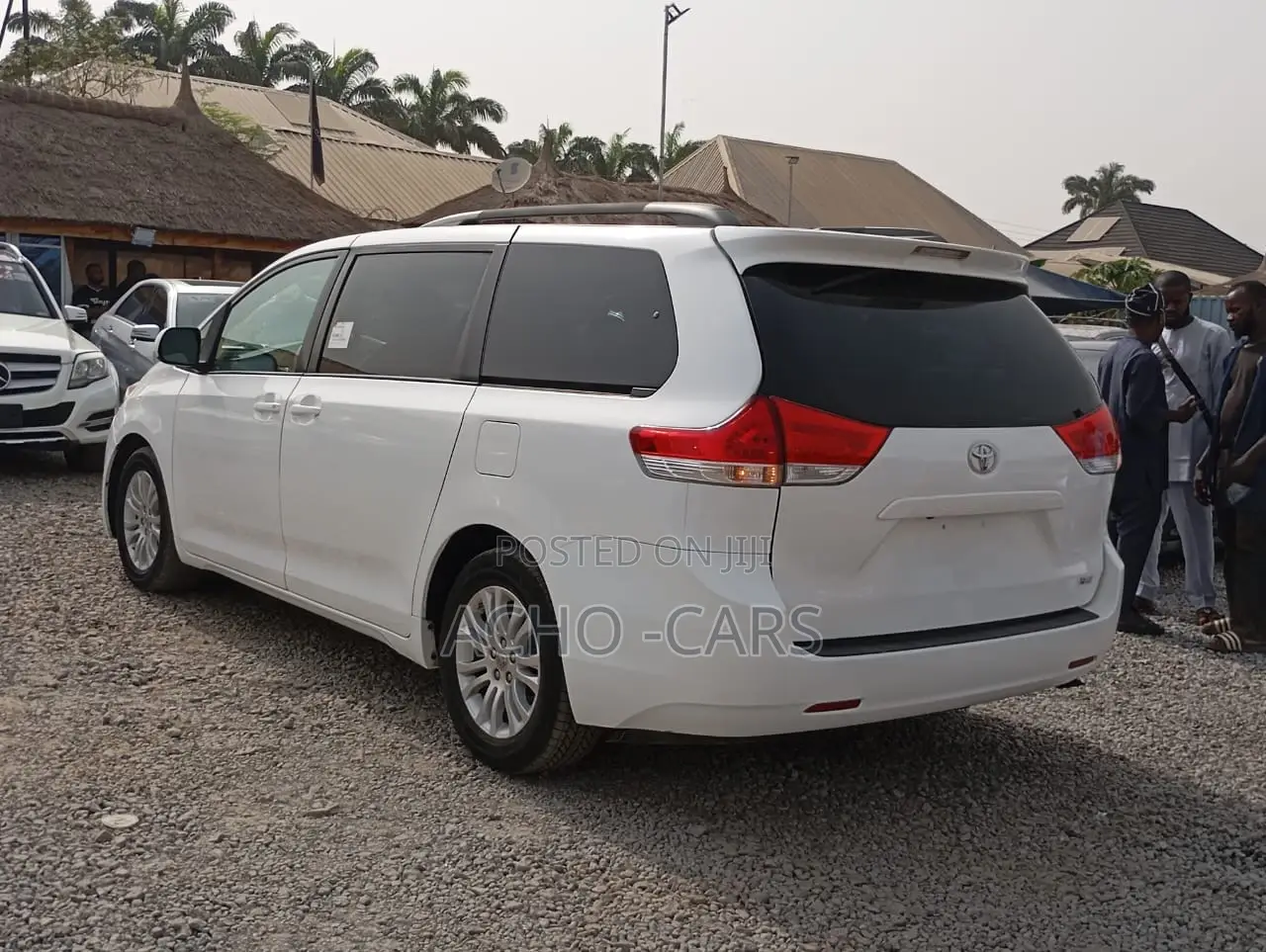 Toyota Sienna 2012 White