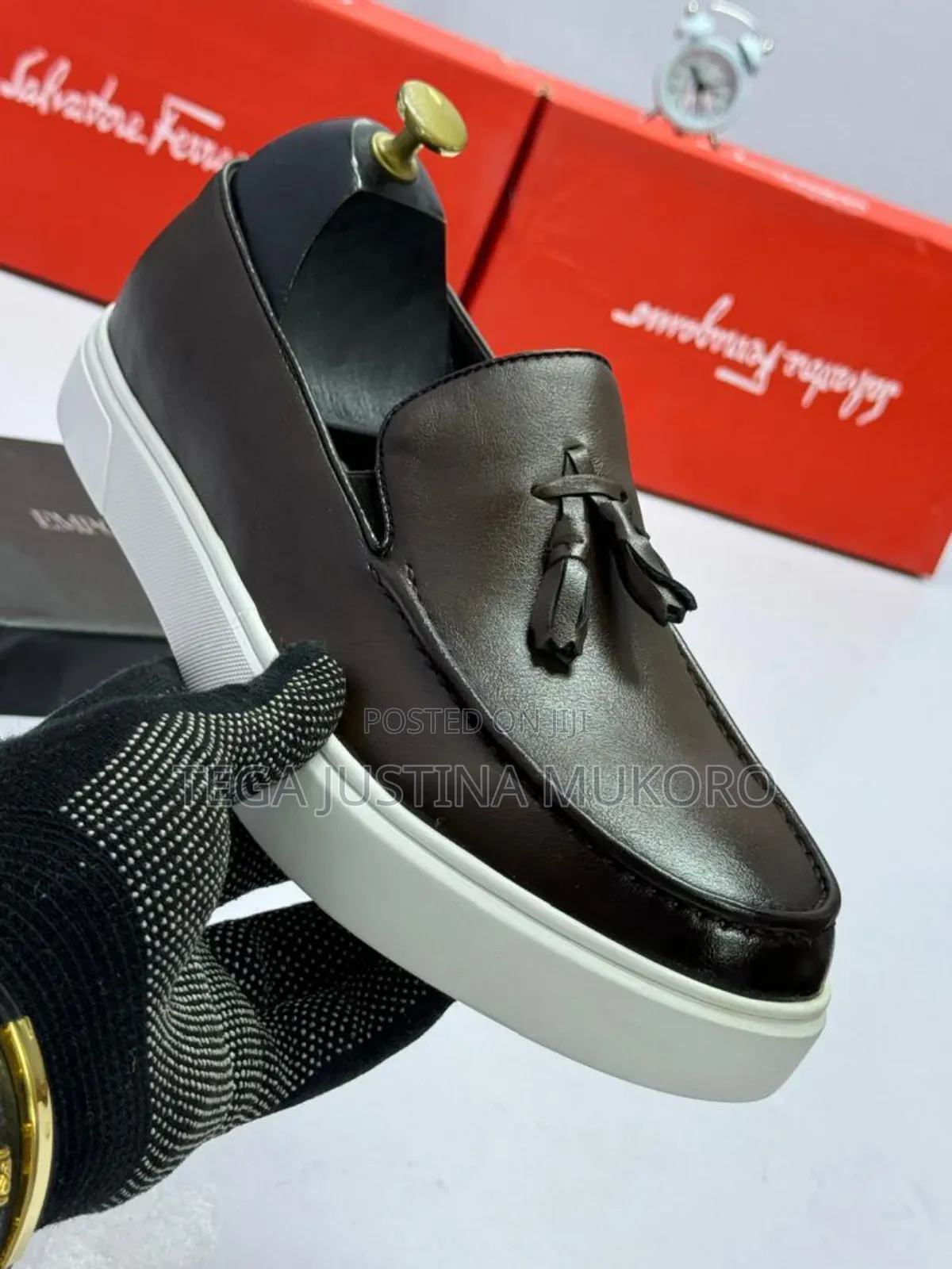 Salvatore Ferragamo Men's Men's White Sole and Tie Shoes