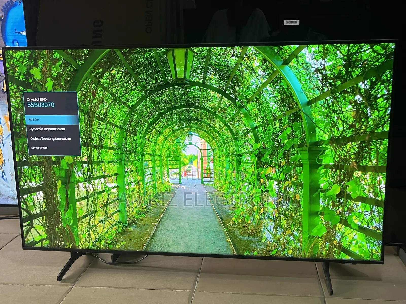 55 Inch Bu8070 Crystal Uhd HDR Smart Tv (2022) Model