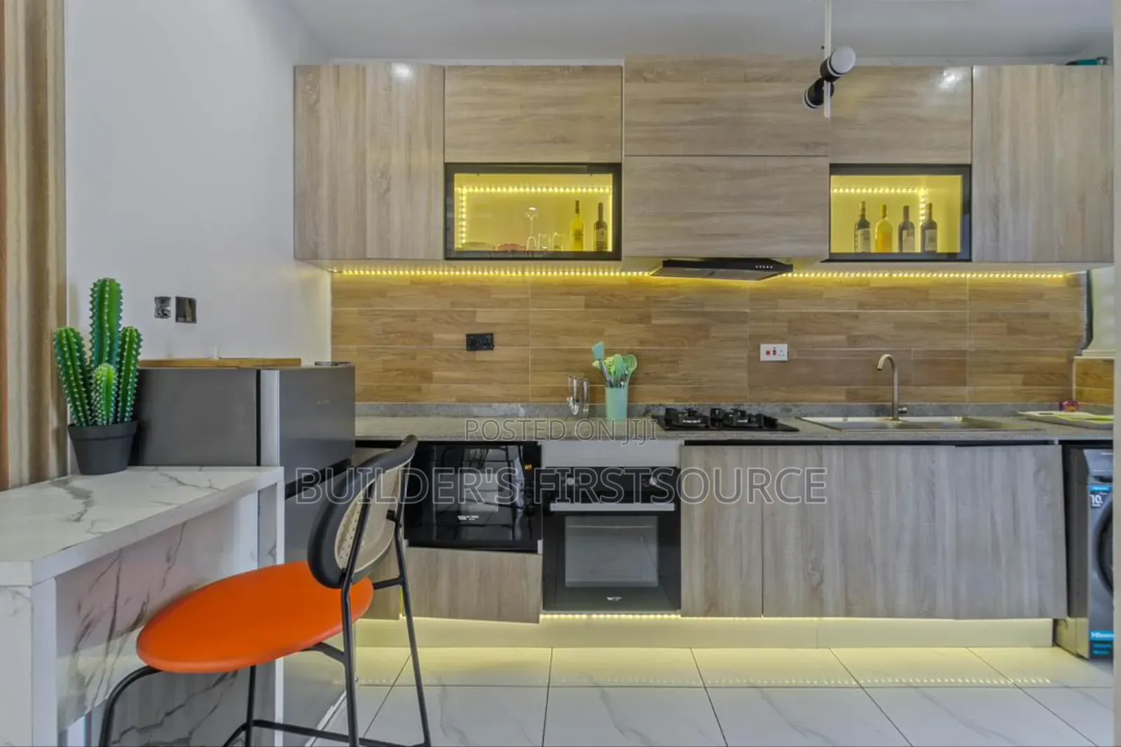 Maria's Crib Luxury New One Bedroom Apartment With Board/Dart Game