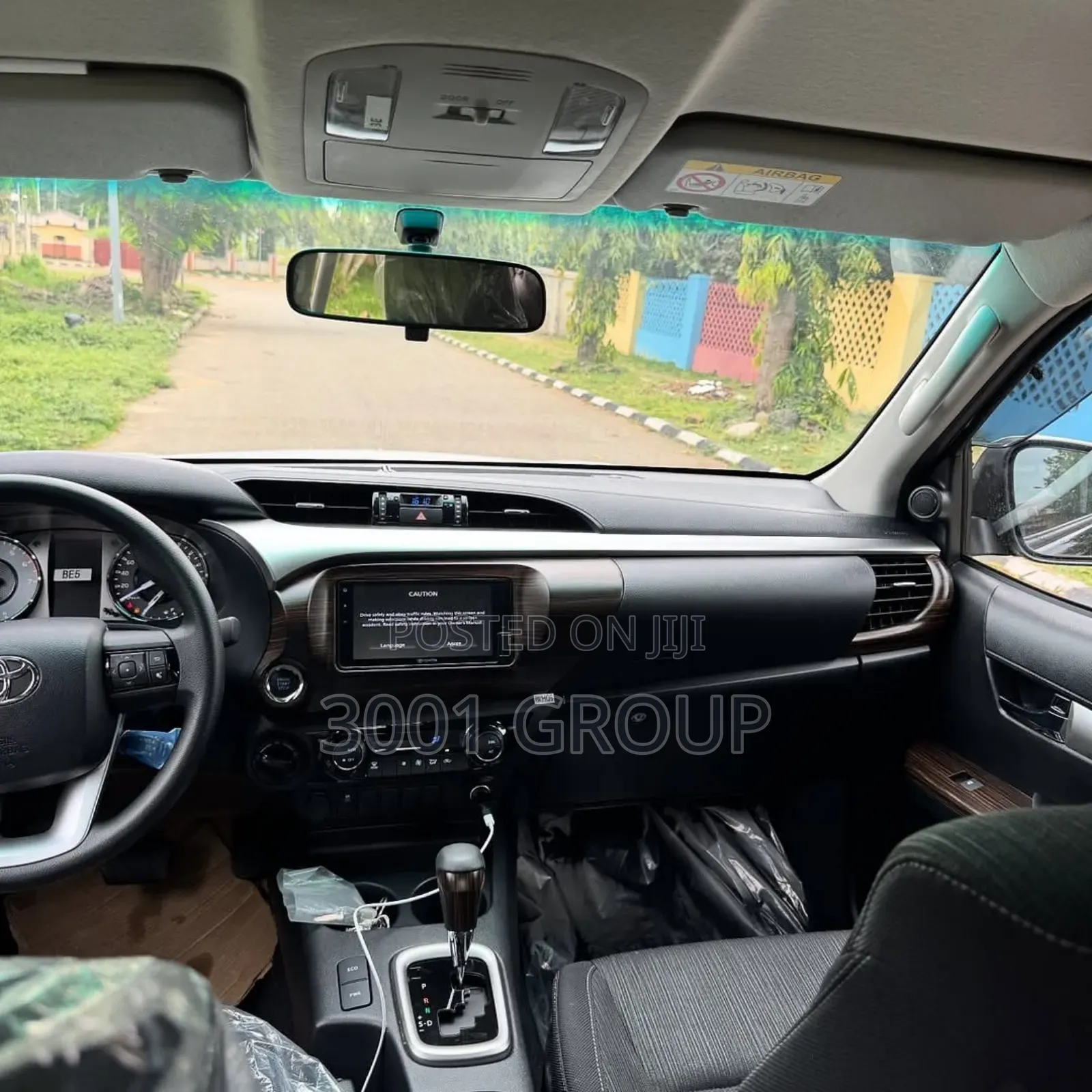 New Toyota Hilux 2025 Black
