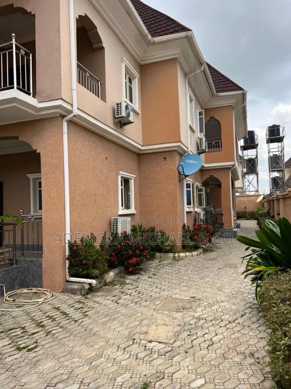 5bdrm Duplex in Ipent 7 Estate for sale