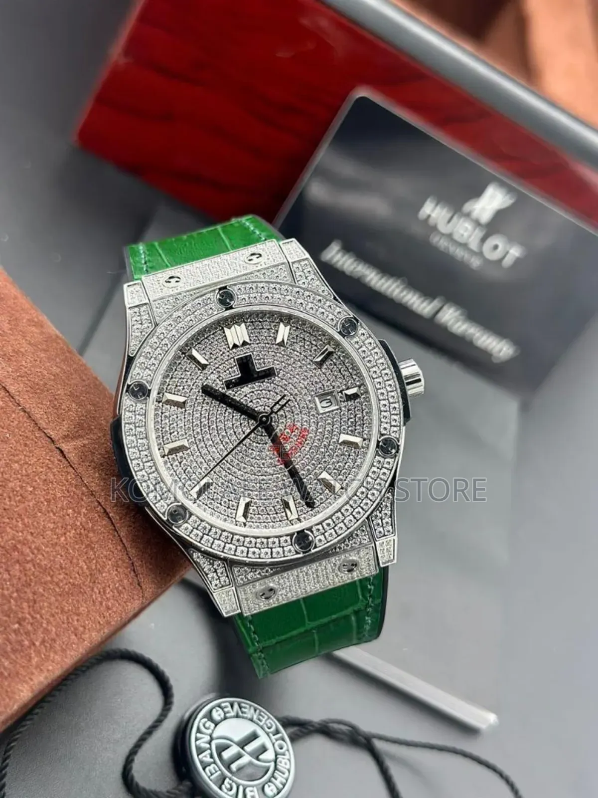 Lux Hublot Full Stone Automatic (Luxury)