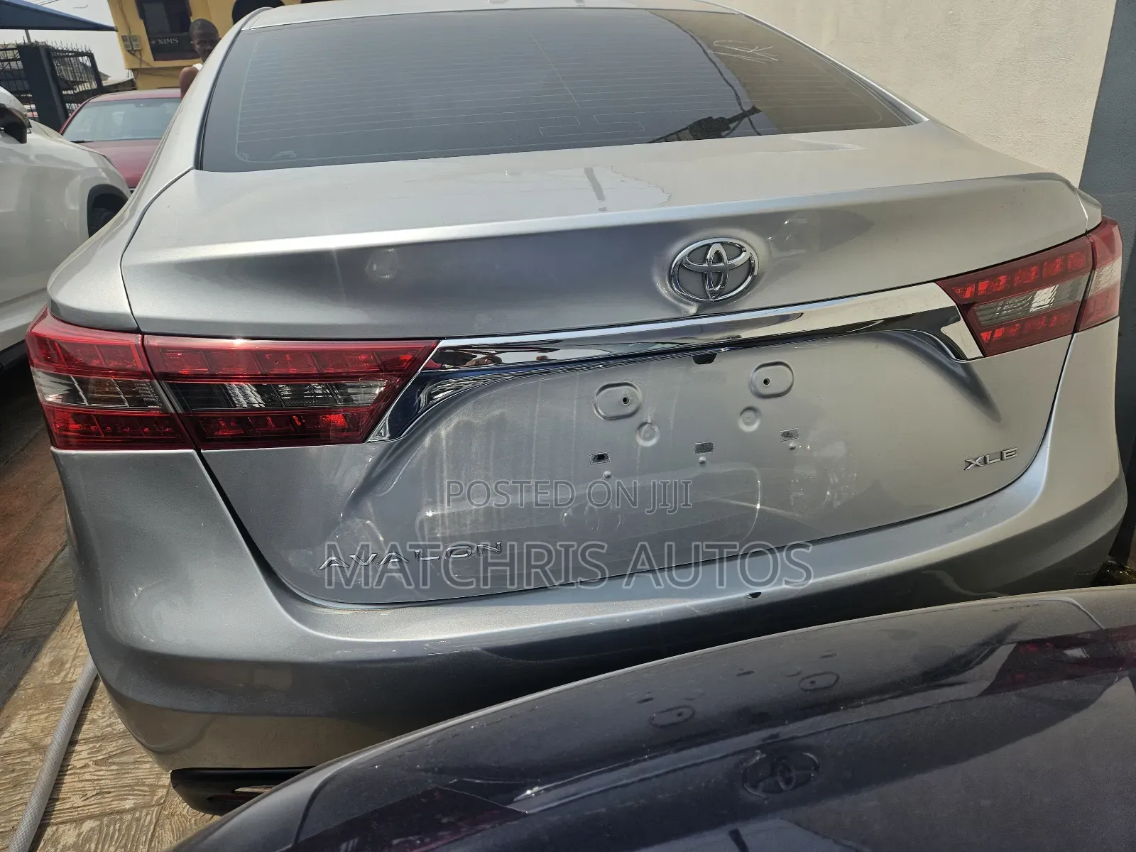 Toyota Avalon XLE FWDSedan (3.6L 6cyl 6A) 2016 Silver