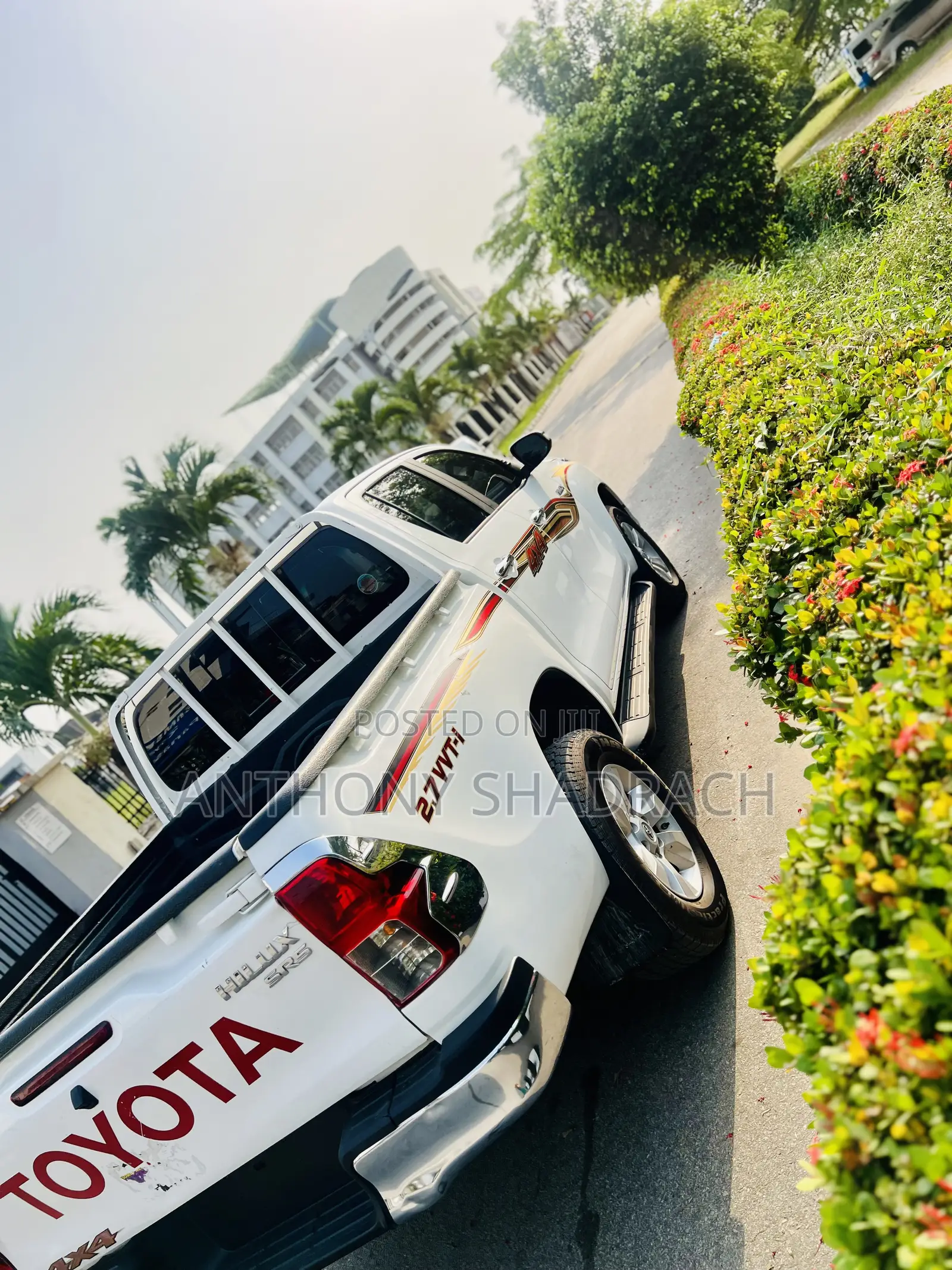 Toyota Hilux 2020 White