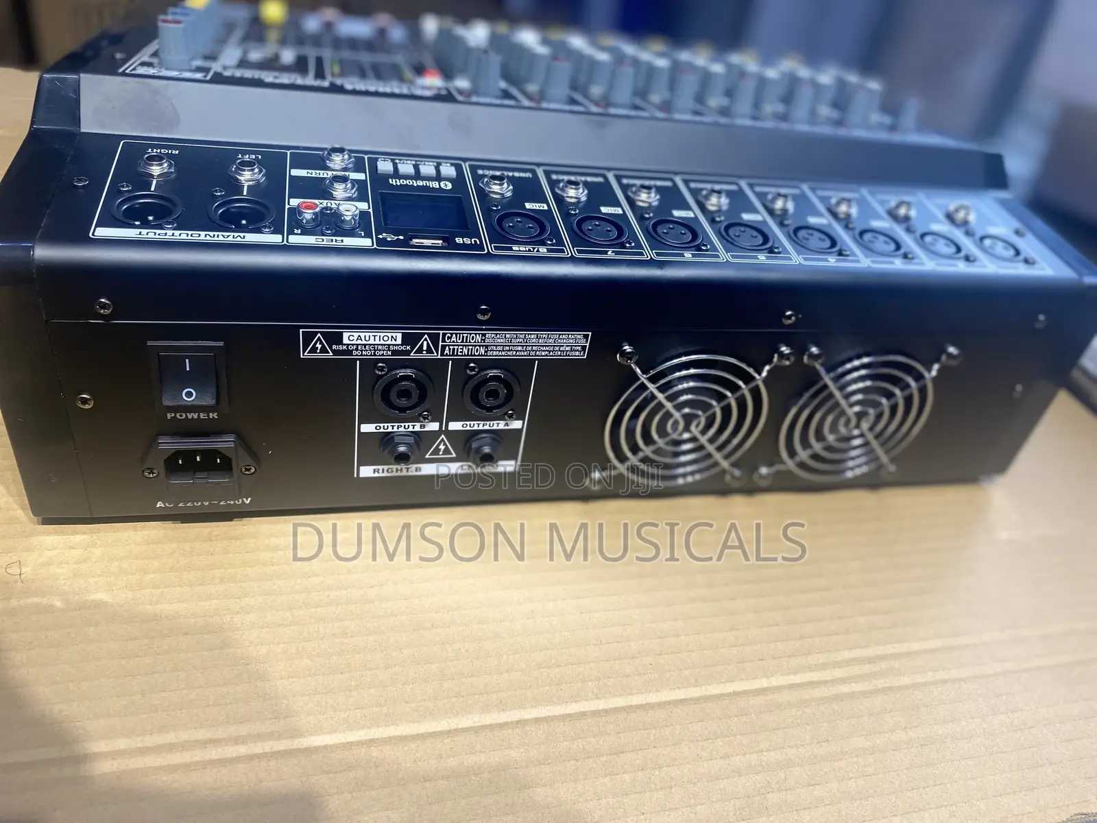 Yamaha 8 Channels Powered Mixer With Usb, Sd Card Bluetooth