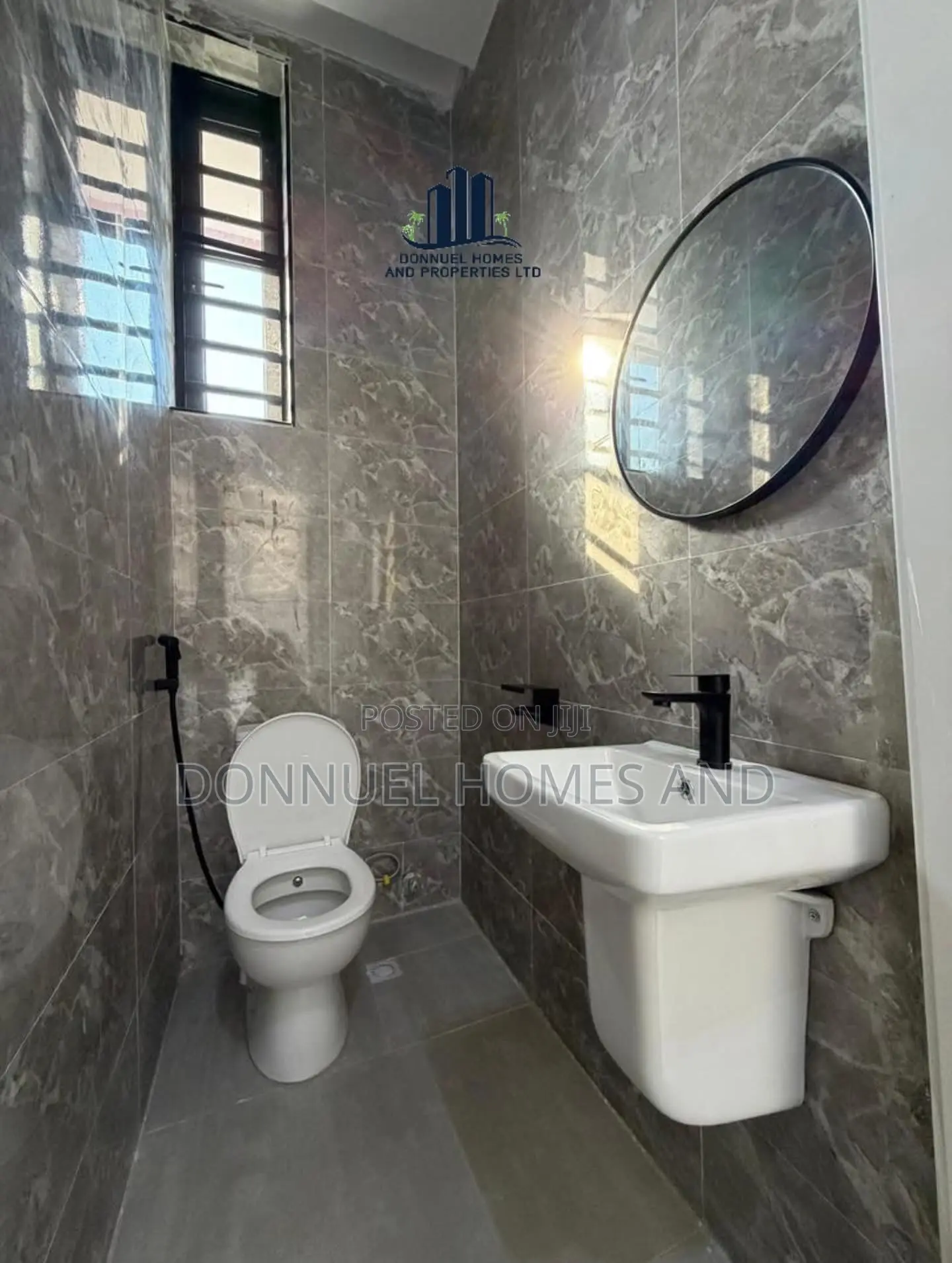 2bdrm Apartment in Lekki for sale
