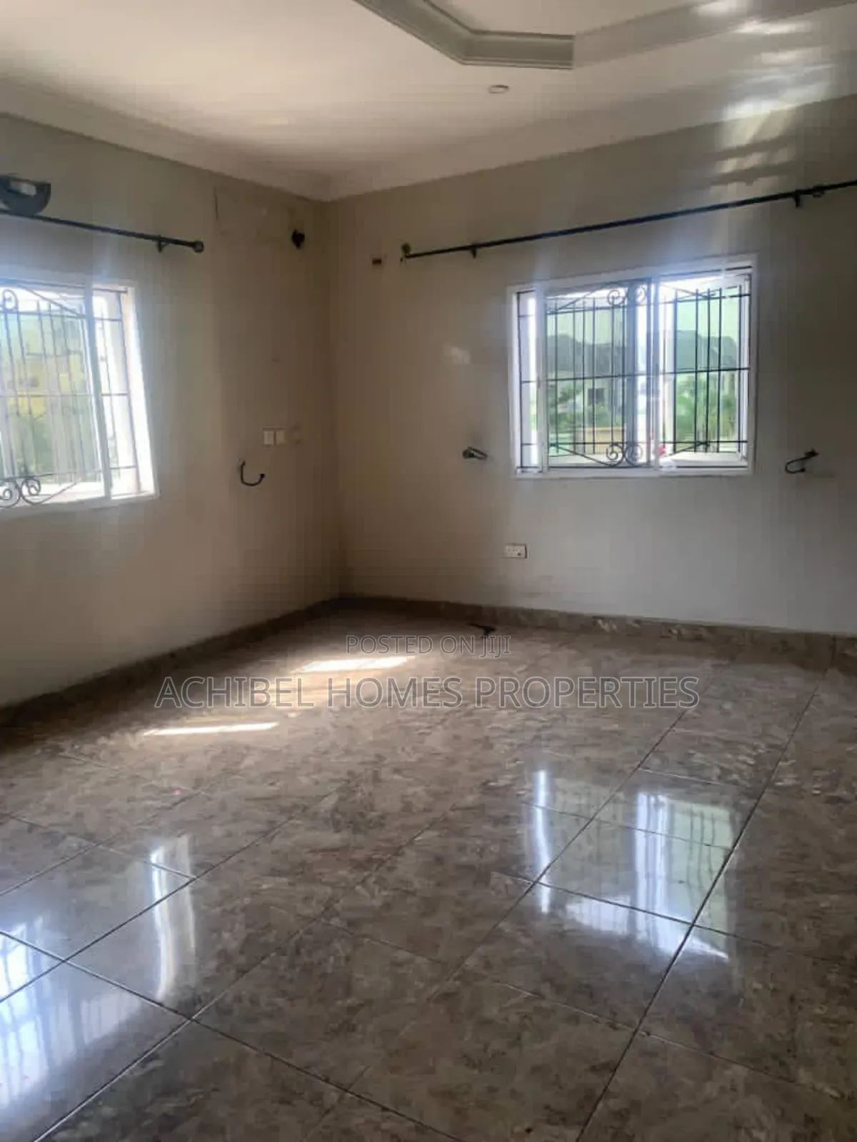 3bdrm Apartment in Oral Estate, Lekki Phase 2 for rent
