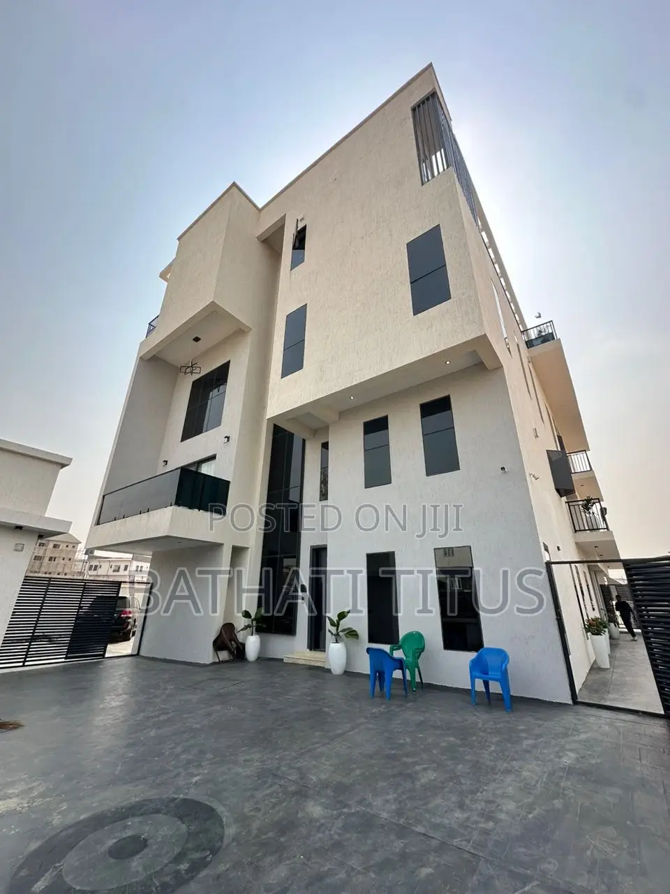 4bdrm Duplex in Wuye for sale