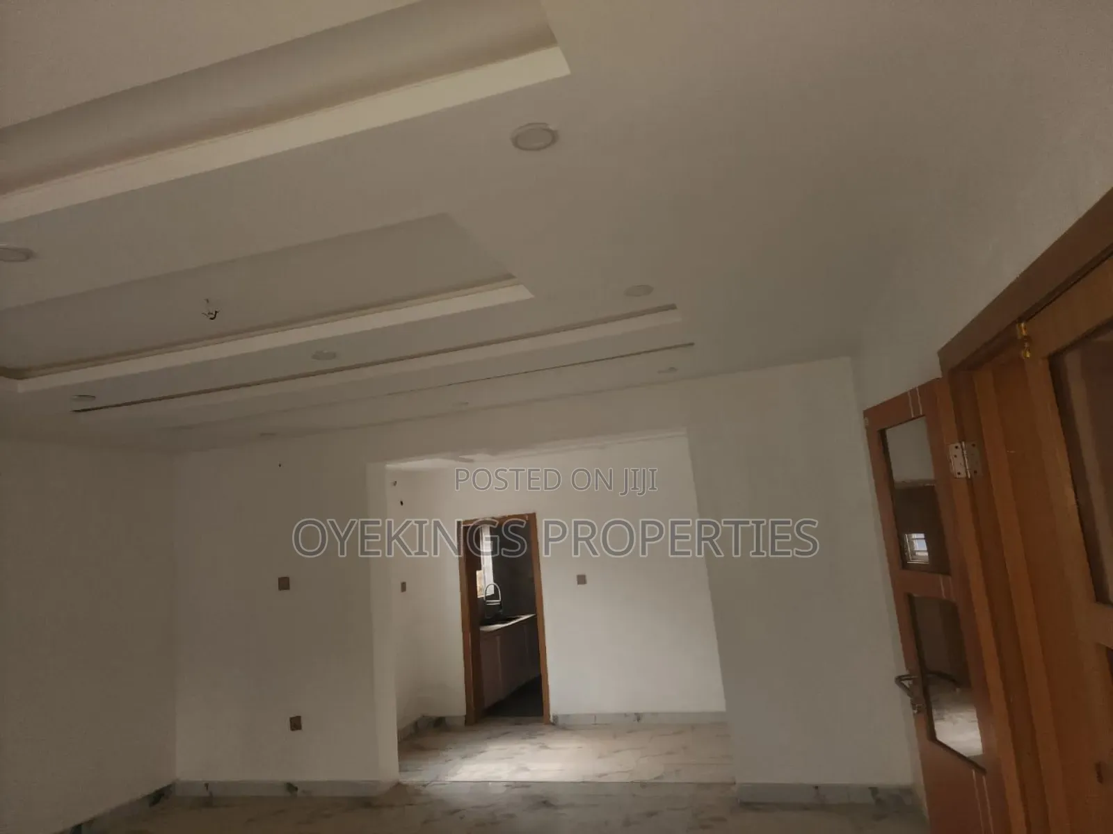 4bdrm Bungalow in Ayegore, Akala Express for sale