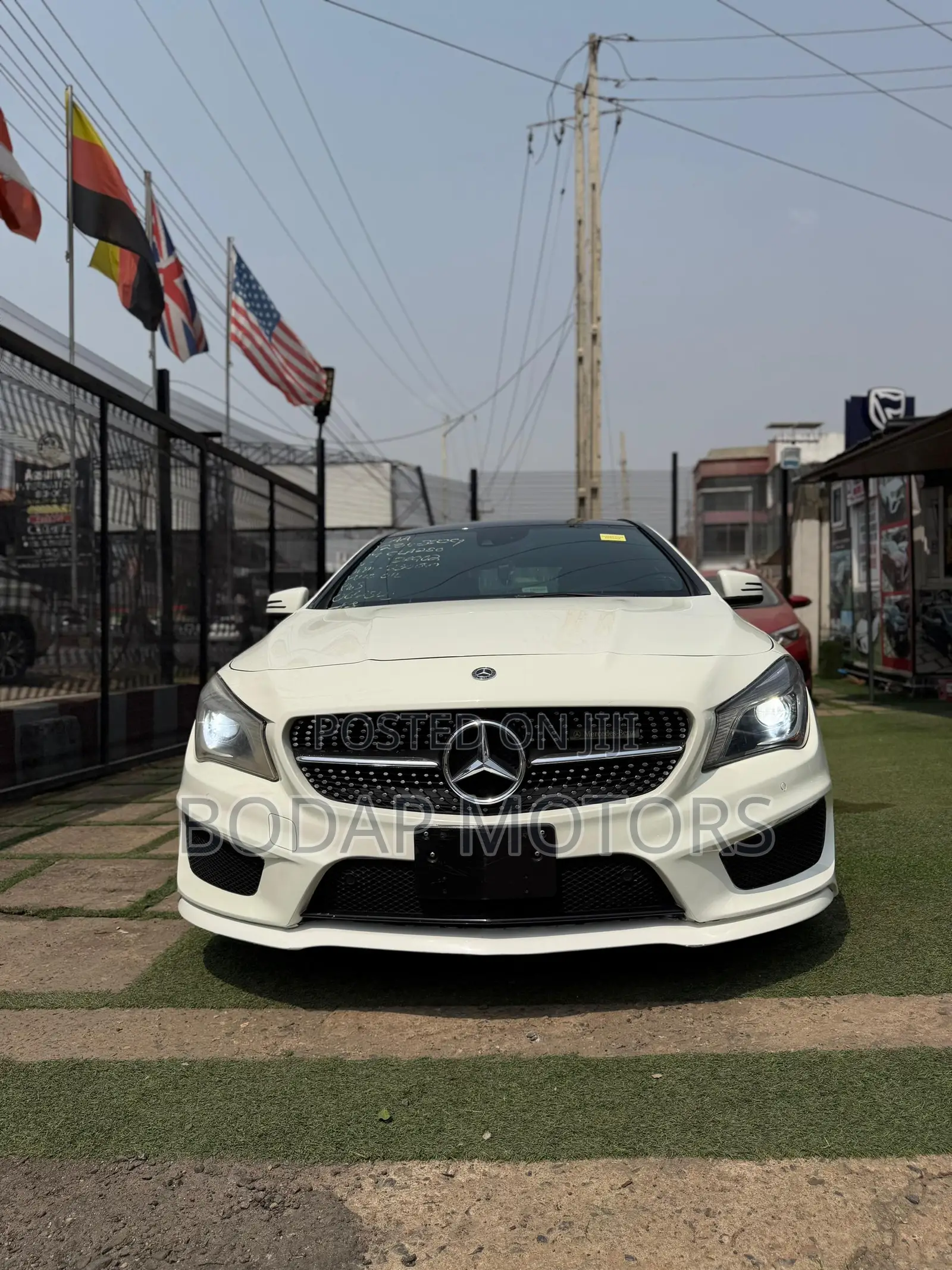 Mercedes-Benz CLA-Class CLA 250 4MATIC Sedan 2014 White