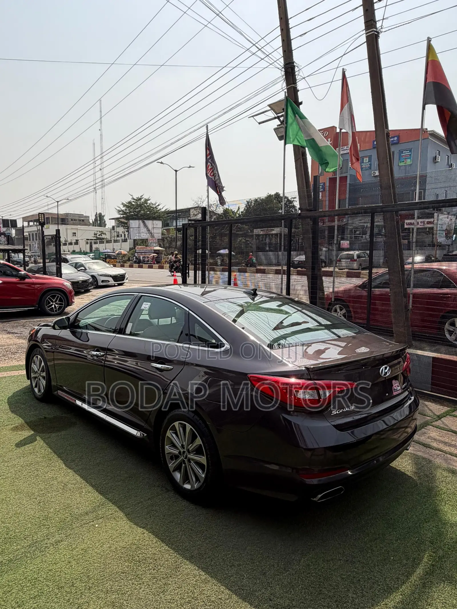 Hyundai Sonata Limited Sedan FWD (2.4L 4cyl 6A) 2016 Brown