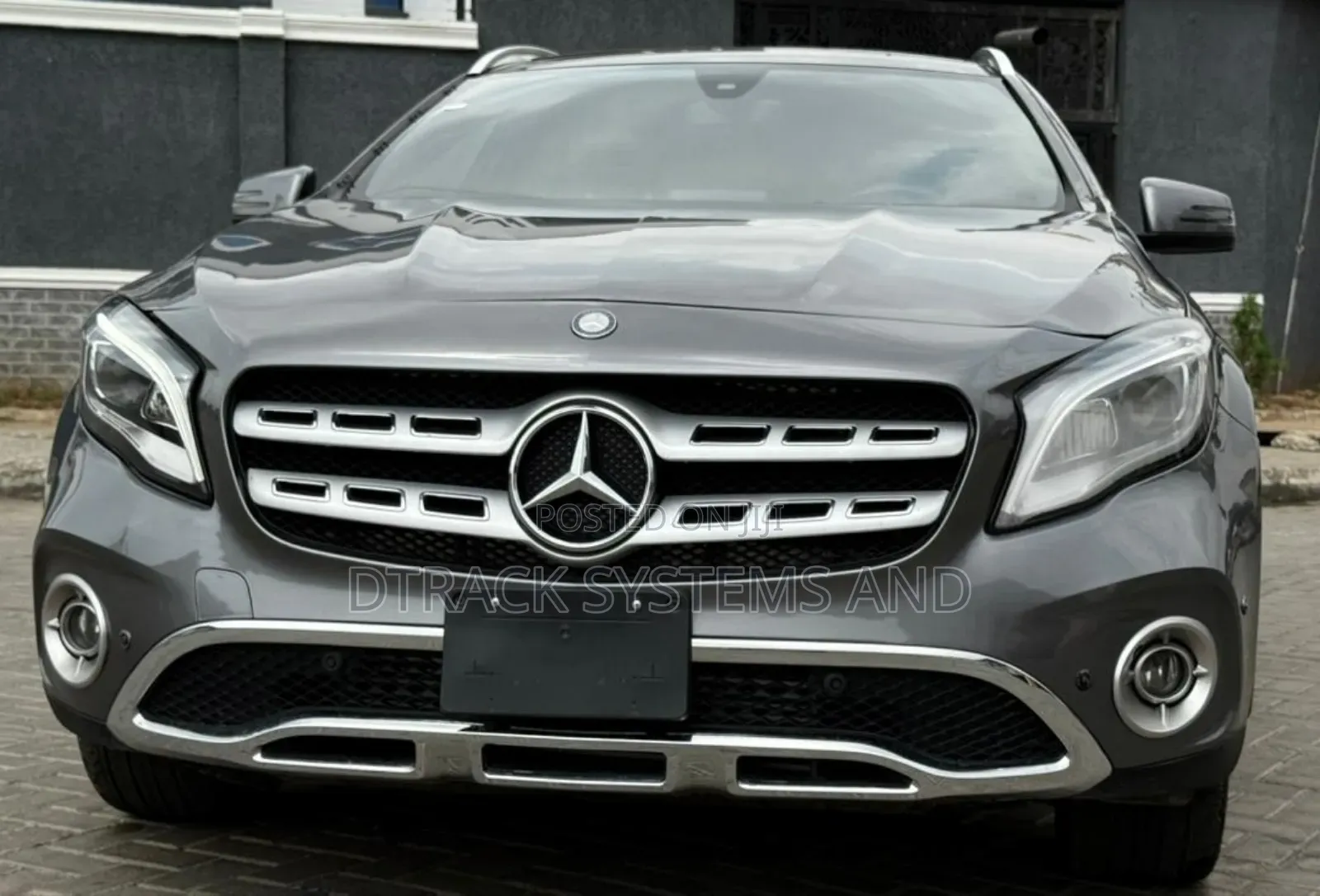 Mercedes-Benz GLA 250 2019 Gray