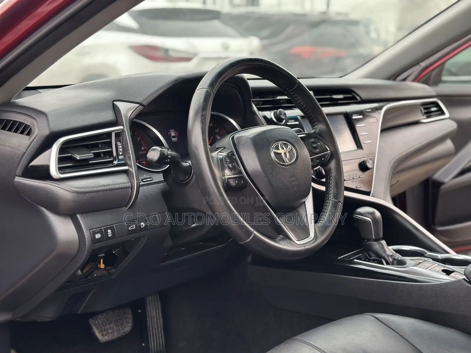 Toyota Camry XSE FWD (2.5L 4cyl 8AM) 2018 Red