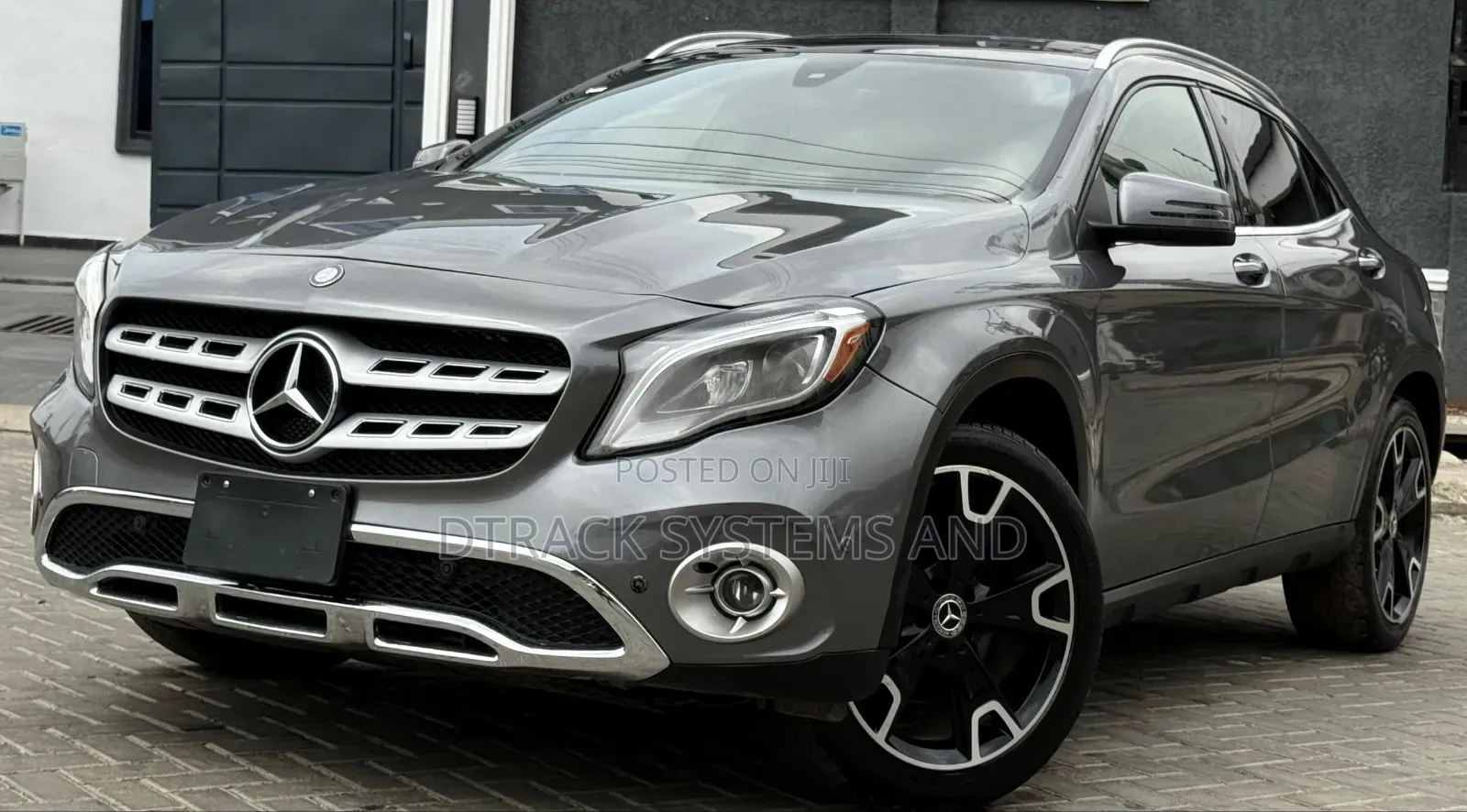 Mercedes-Benz GLA 250 2019 Gray