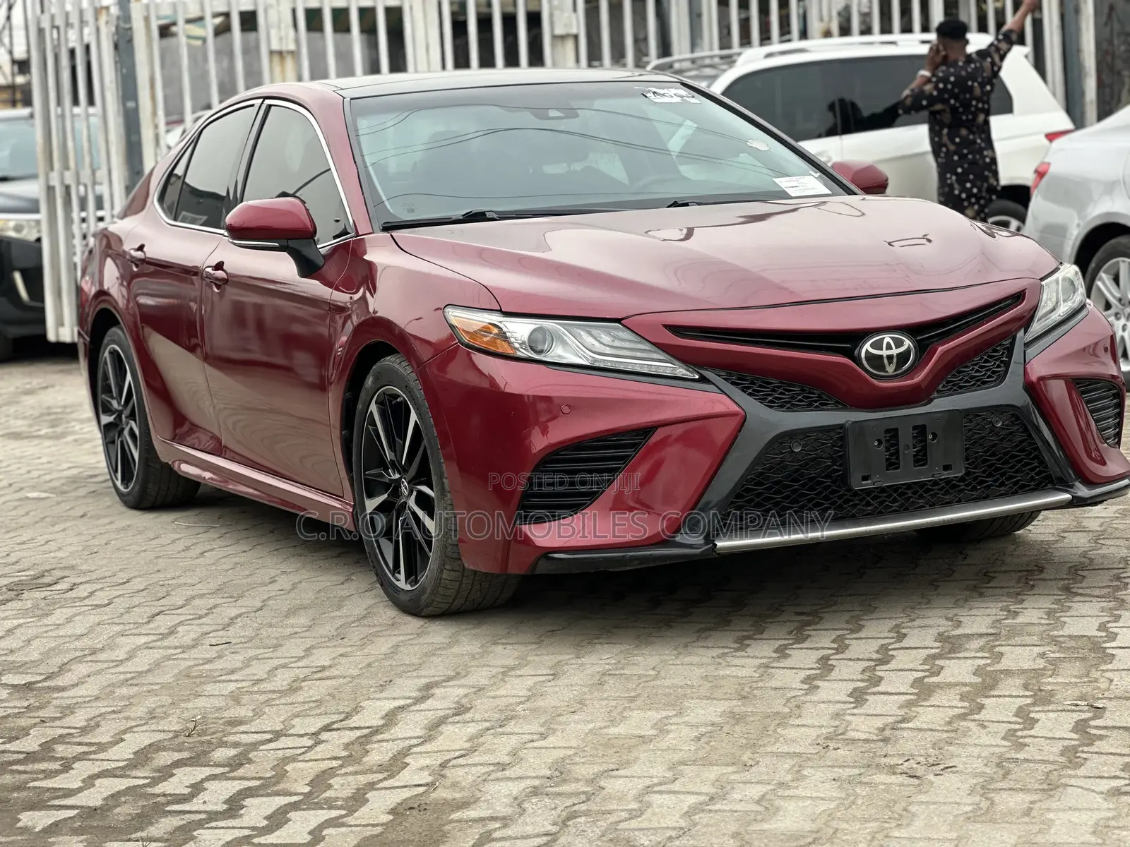 Toyota Camry XSE FWD (2.5L 4cyl 8AM) 2018 Red