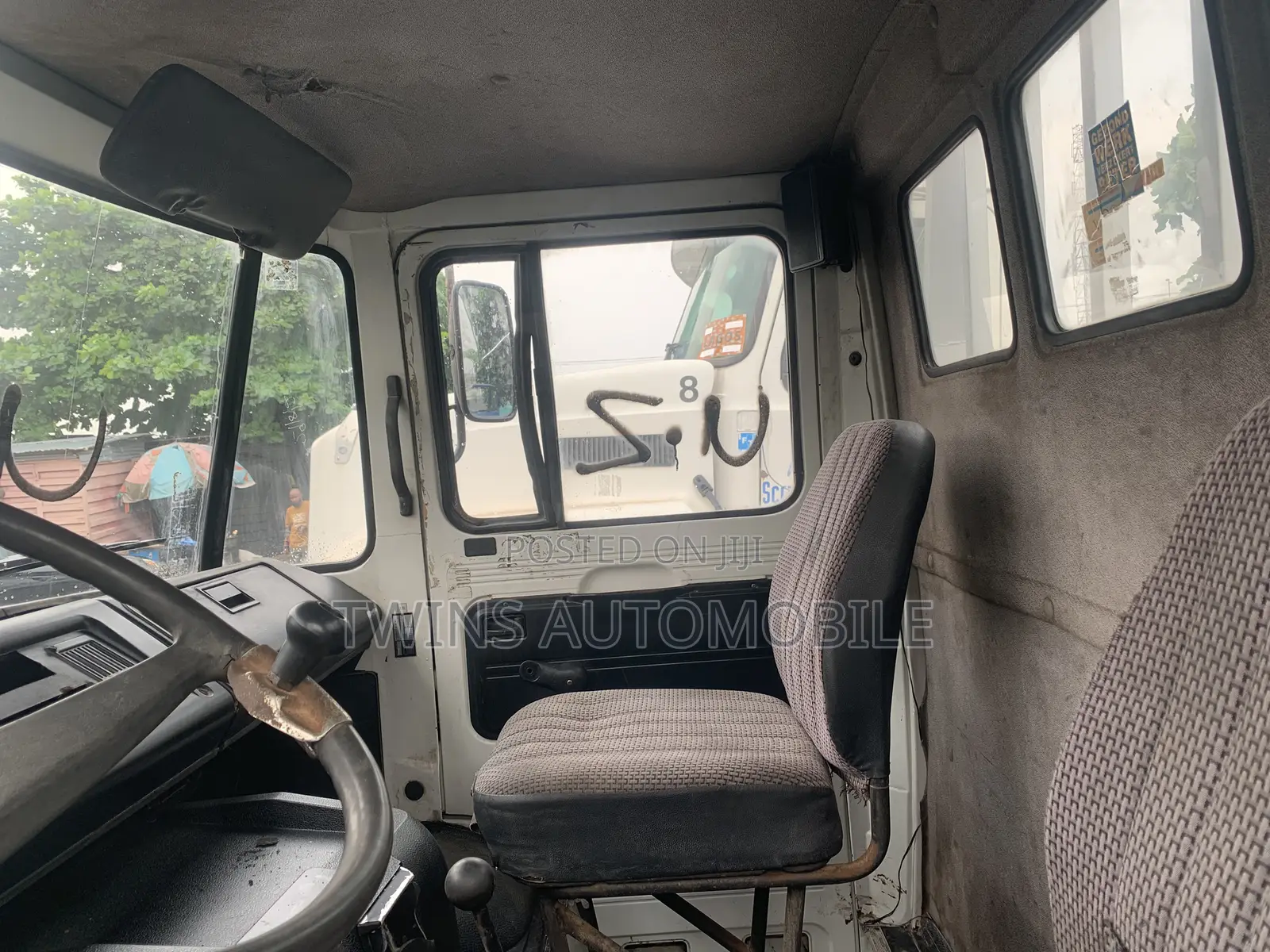 Mercedes-Benz 608 Truck
