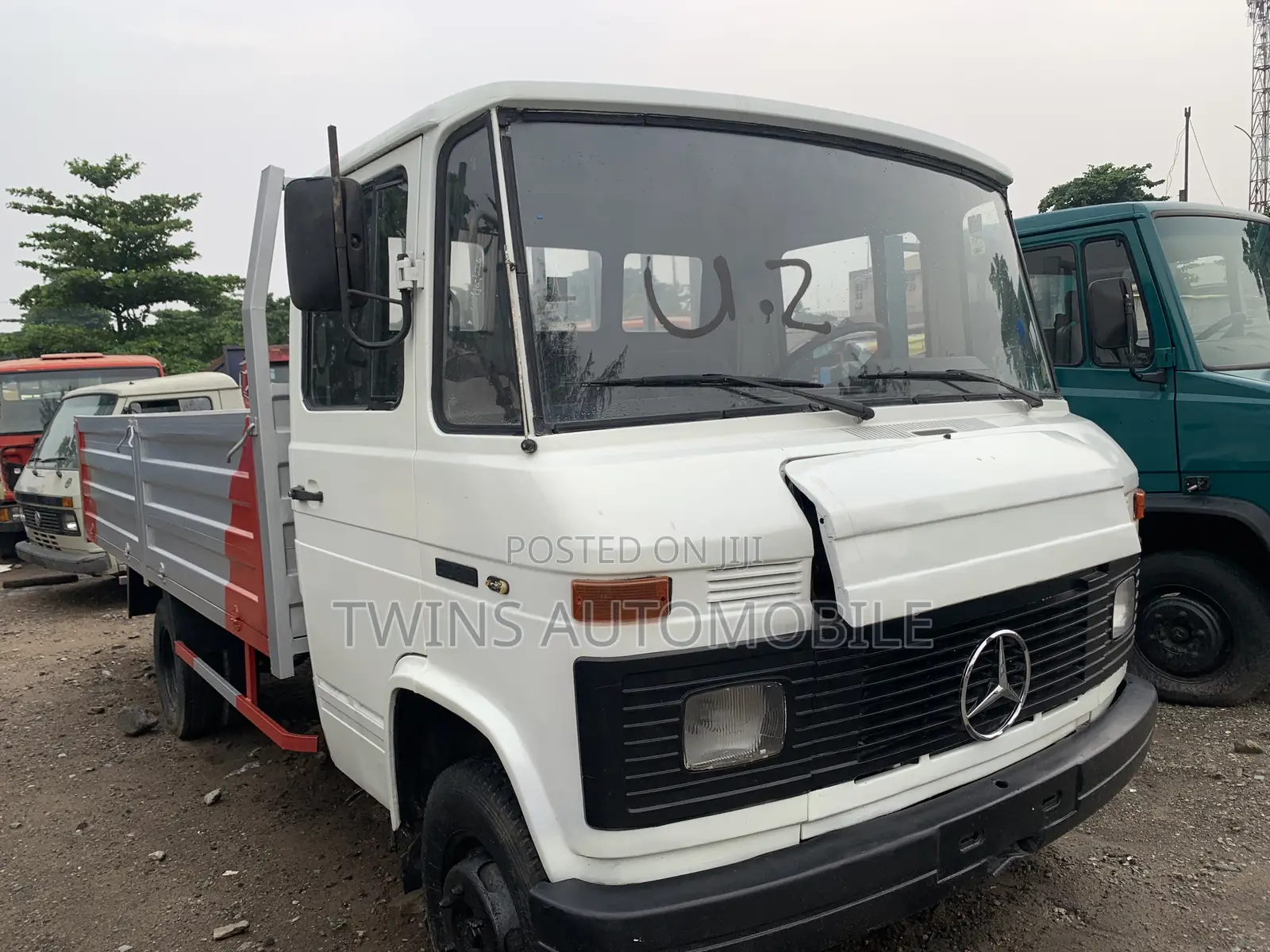 Mercedes-Benz 608 Truck