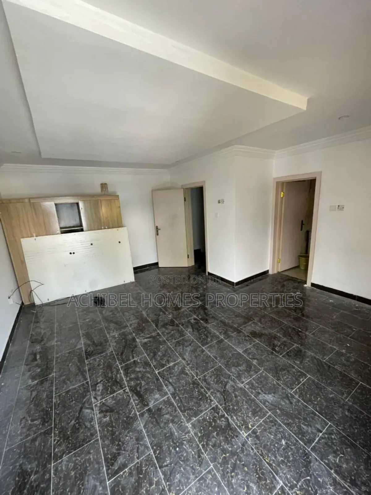 3bdrm Duplex in Mega Mound, Lekki Phase 2 for rent