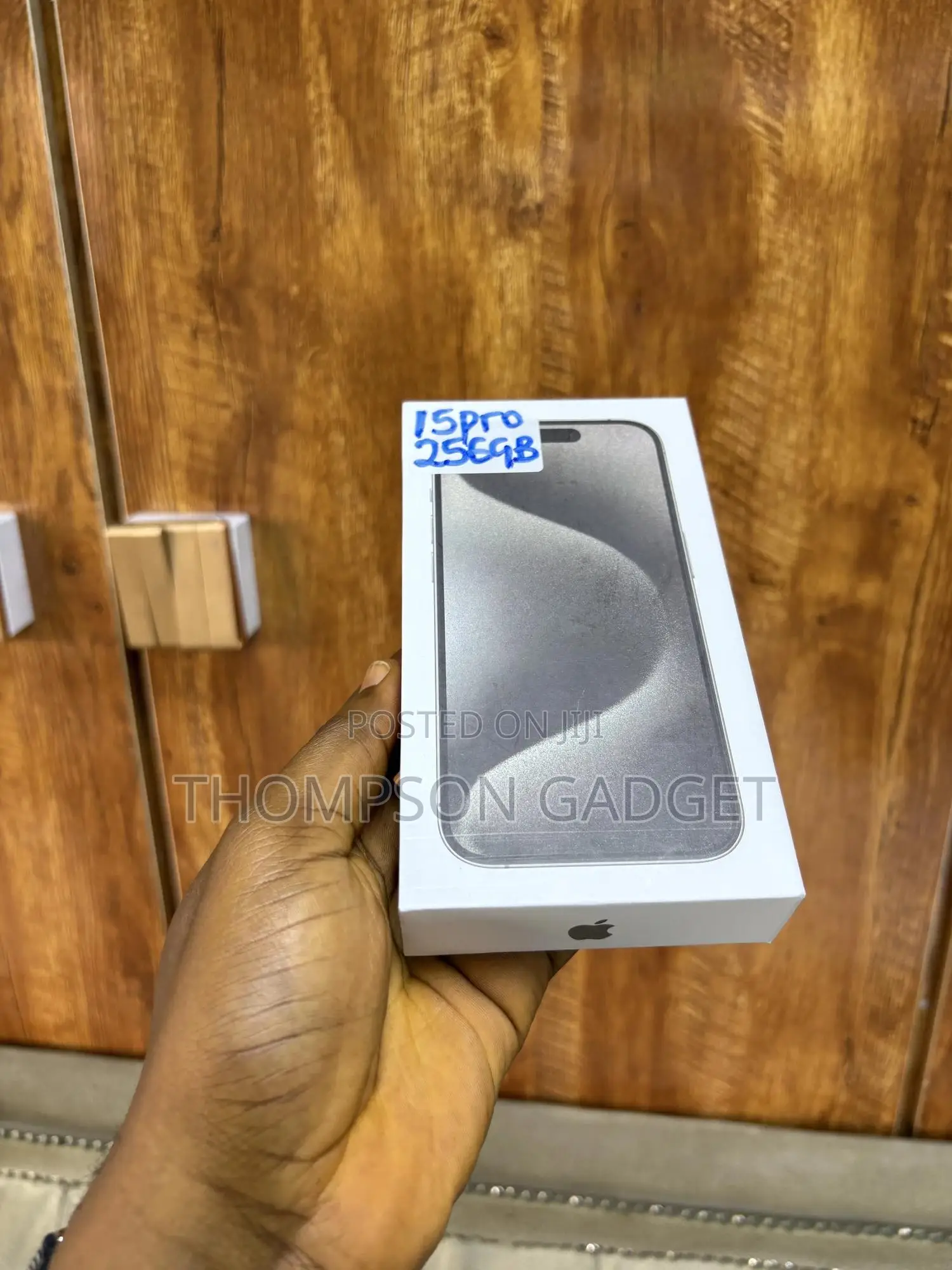 New Apple iPhone 15 Pro 256 GB